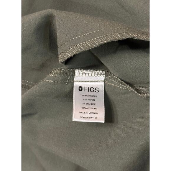 Figs Casma Three-Pocket Scrub Top MOSS Medium - Picture 5 of 5